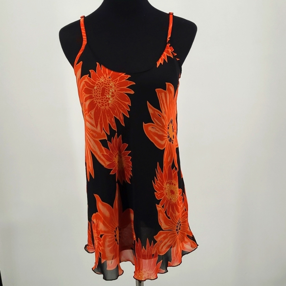 VENUS Fully Lined Adjustable Strap Camisole Top Women's size 4